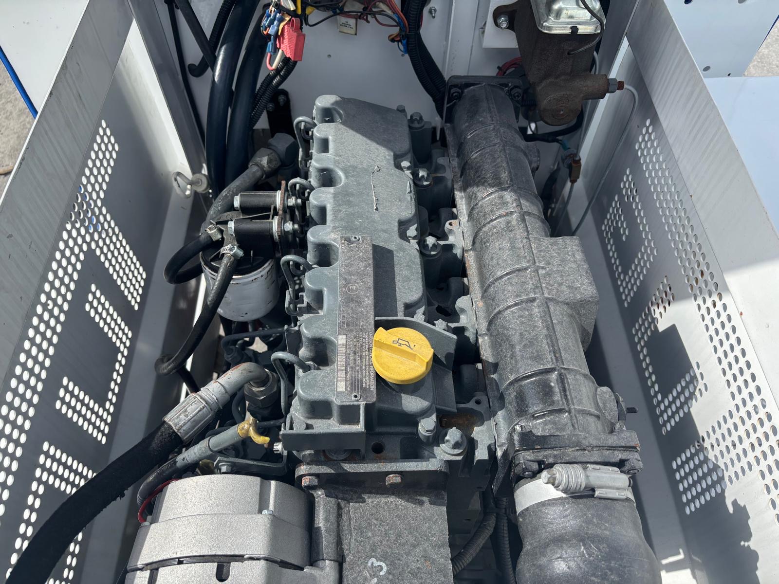 Baggage Tractor Tug MA-30 REC