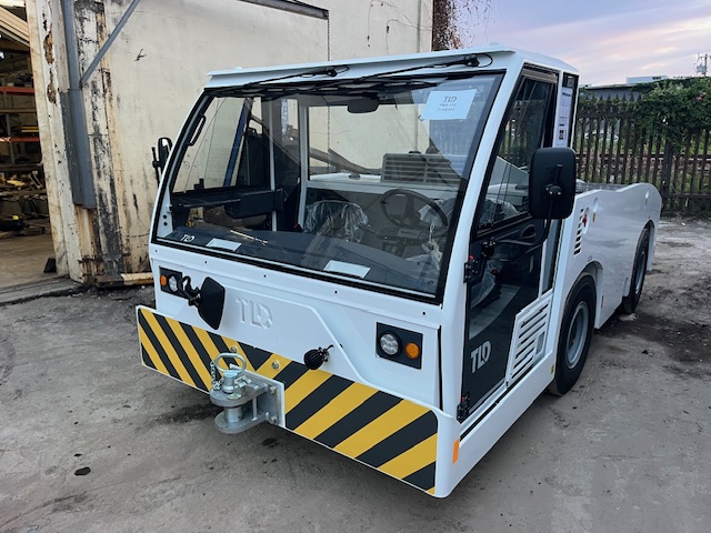 Push Back Tractor TLD TMX-150-9 Tier 4F