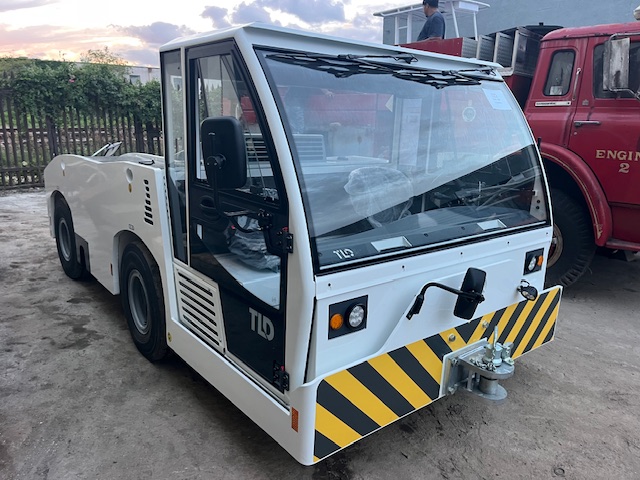 Push Back Tractor TLD TMX-150-9 Tier 4F