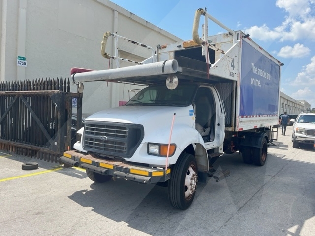 Catering Truck Ford/Hi Way F-650/ CT-14
