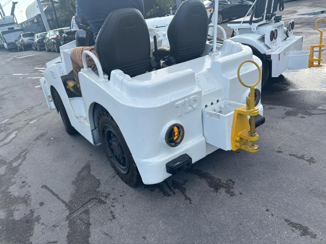 Baggage Tractor TLD JST-20