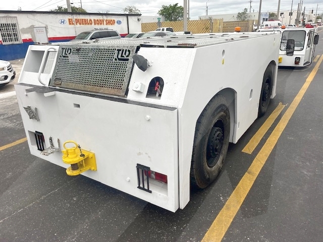 Push Back Tractor TLD TMX-400
