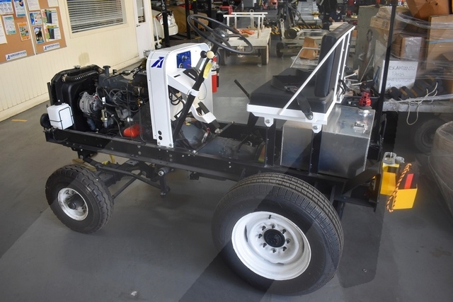 Baggage Tractor Tug MA-50 - Parts Demo