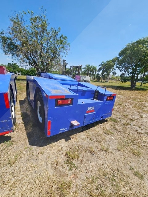 Push Back Tractor FMC B350E