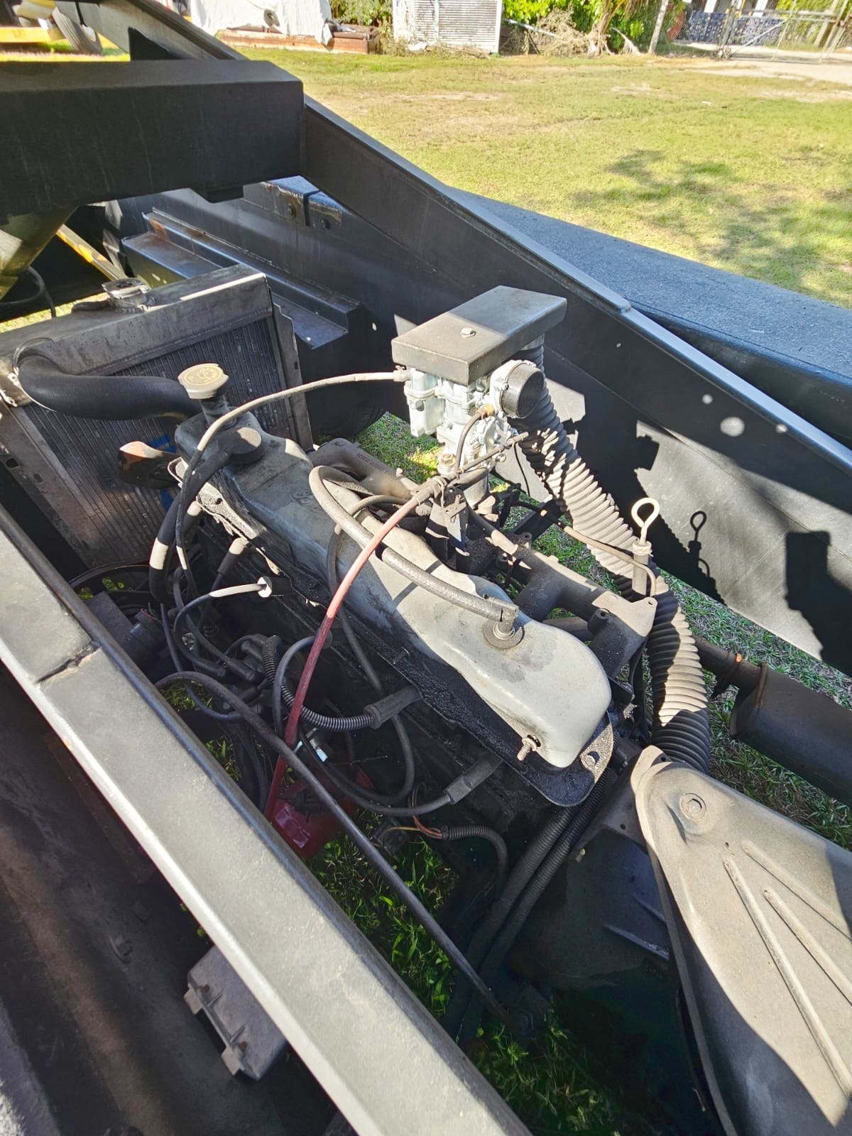 Belt Loader Tug 660