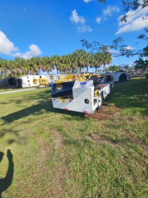 Belt Loader Tug 660