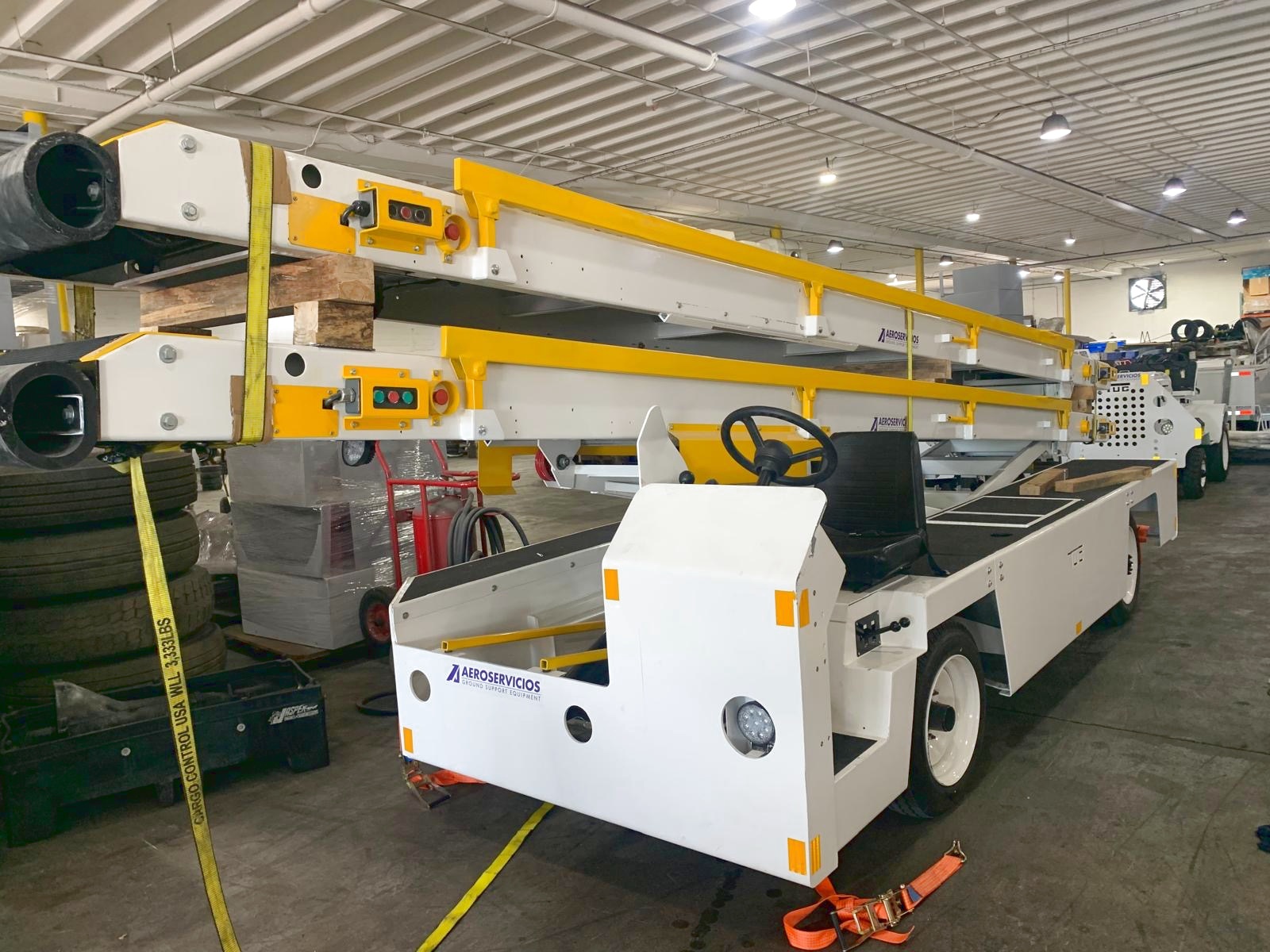 Belt Loader Tug 660