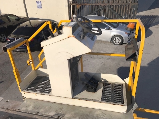 Cargo Loader FMC Commander 15 Wide