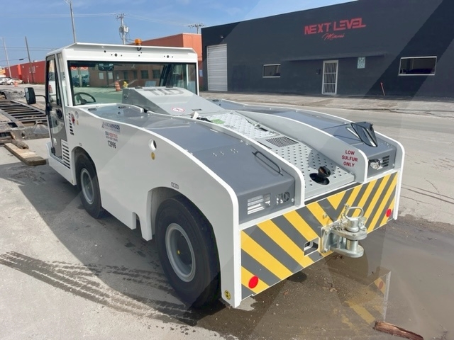 Push Back Tractor TLD TMX-150-15 Tier 4F