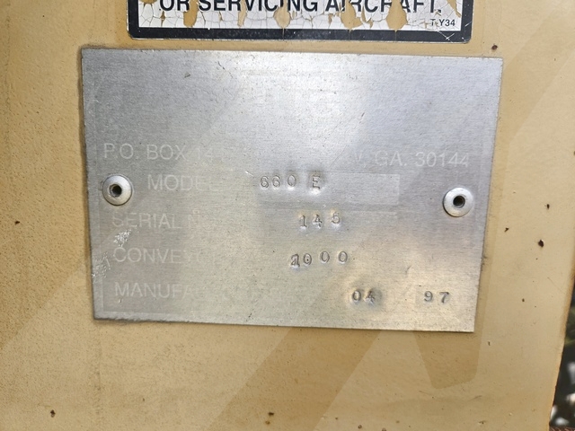 Belt Loader Tug 660E