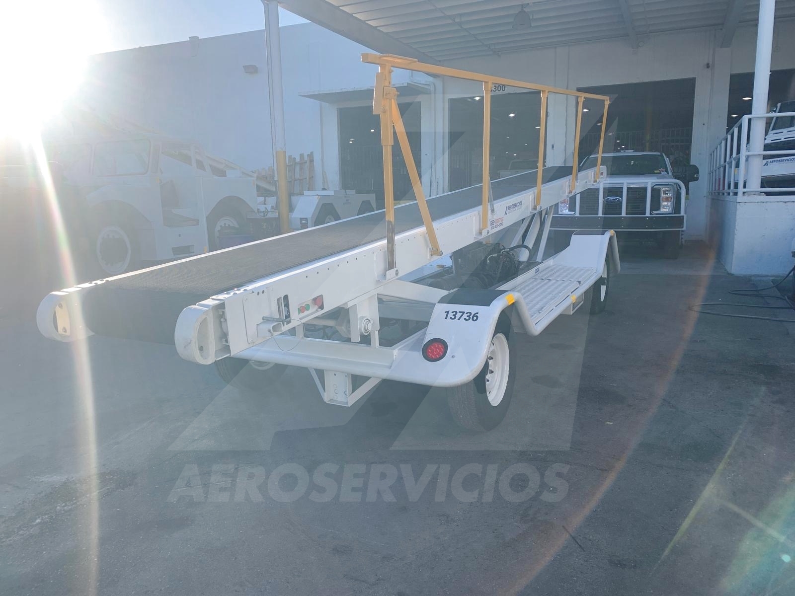 Belt Loader Wollard TC-888