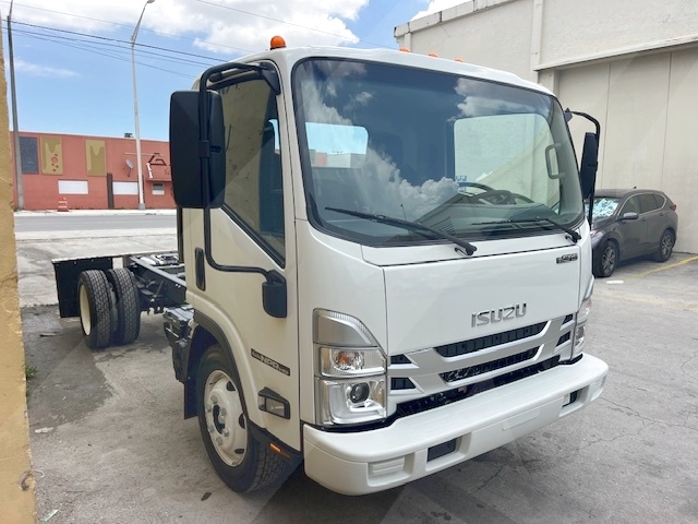 Truck Chassis Isuzu NPR- Gasoline
