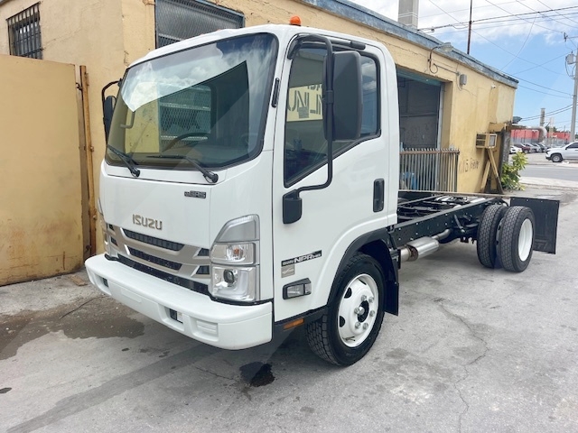 Truck Chassis Isuzu NPR- Gasoline