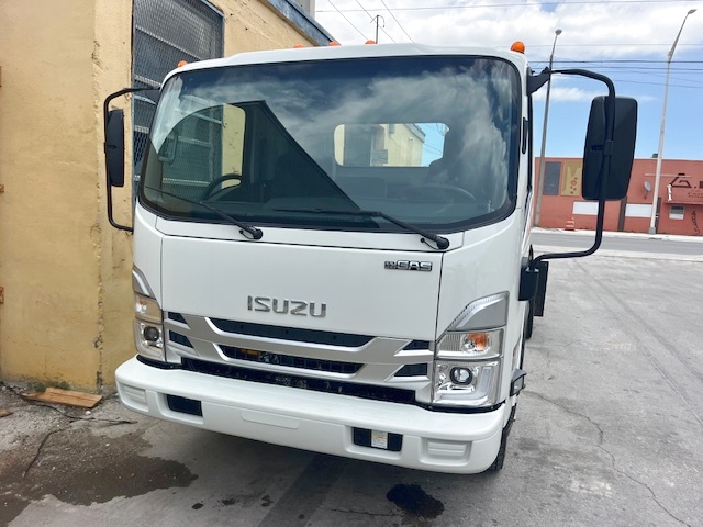 Truck Chassis Isuzu NPR- Gasoline