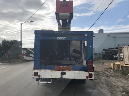 1990 FMC/Ford Trump D2-440 / F-800