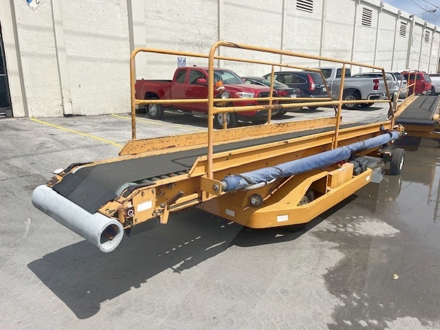 Towable Belt Loader Wasp A01771D-3179