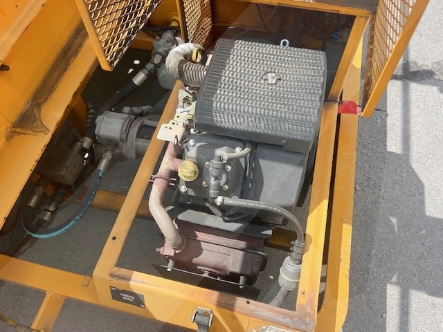 Towable Belt Loader Wasp A01771D-3179