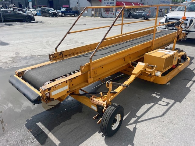 Towable Belt Loader Wasp A01771D-3179