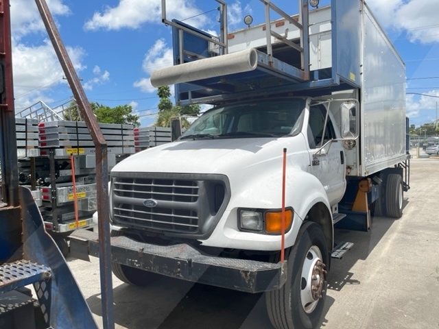 Cabin Service Truck Ford/Hi-Way F-750/D2920