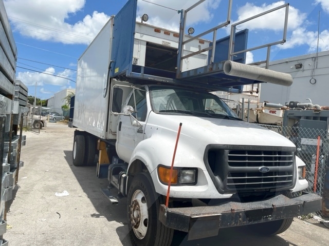 Cabin Service Truck Ford/Hi-Way F-750/D2920