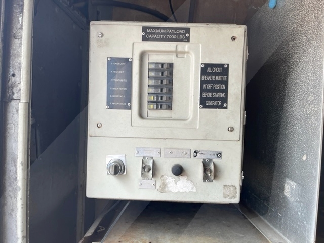 Cabin Service Truck Ford/Hi-Way F-750/D2920