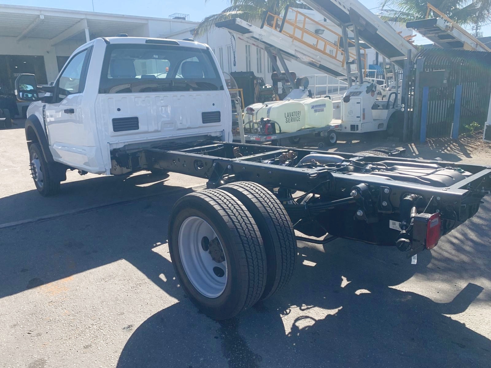 Truck Chassis Ford F-550