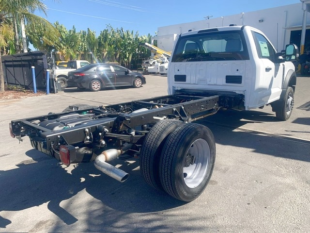Truck Chassis Ford F-550