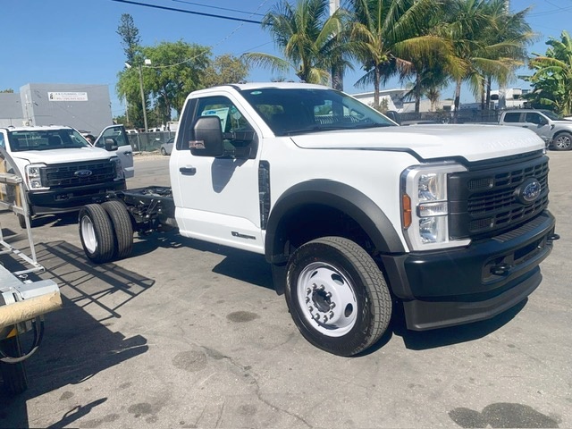 Truck Chassis Ford F-550