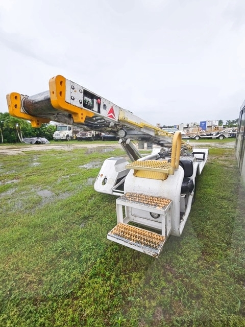 Belt Loader Wollard TC-888