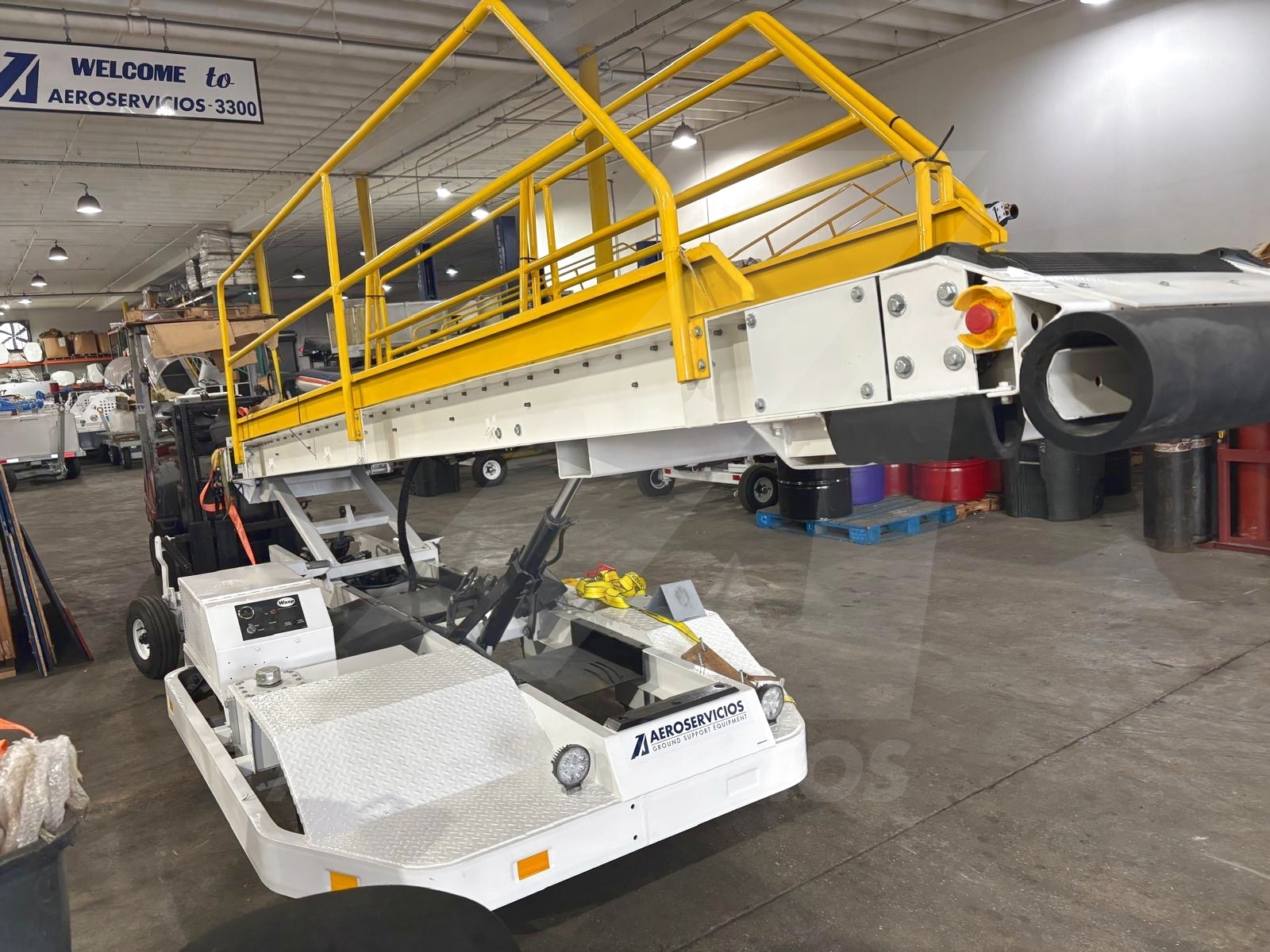 Towable Belt Loader Wasp A01771D-3179