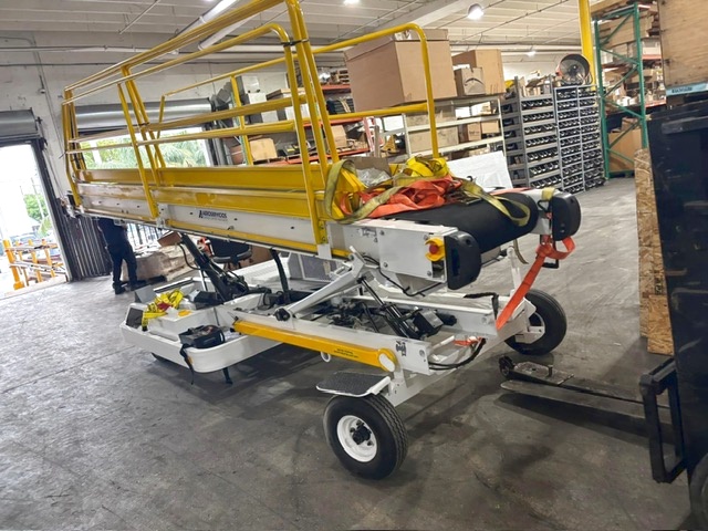 Towable Belt Loader Wasp A01771D-3179
