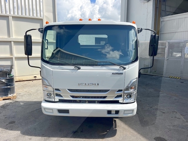 Truck Chassis Isuzu NPR - Gasoline