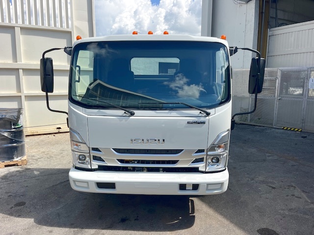 Truck Chassis Isuzu NPR - Gasoline