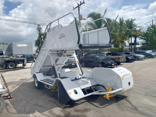 Motorized Passenger Stair Wollard/TLPH-310E - 77.5/170.5 in