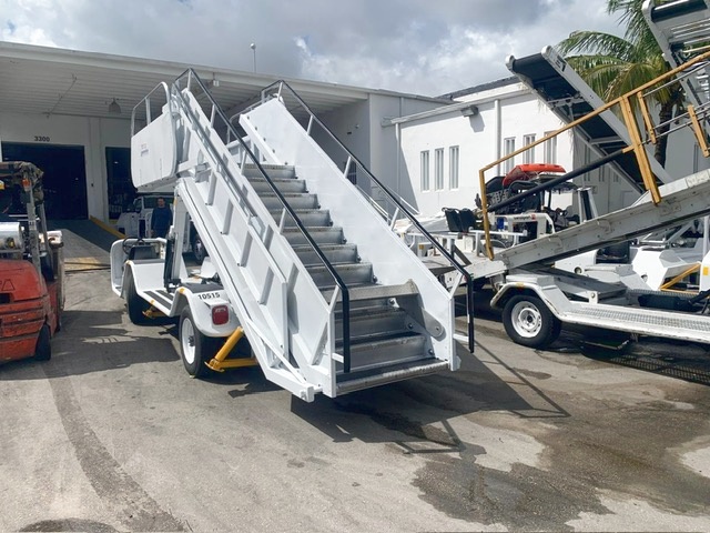 Motorized Passenger Stair Wollard/TLPH-310E - 77.5/170.5 in