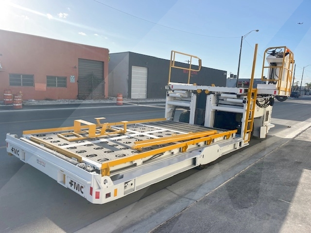 Cargo Loader FMC Commander 15 STD