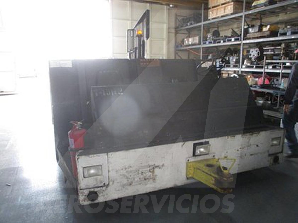 Push Back Tractor FMC B-1200