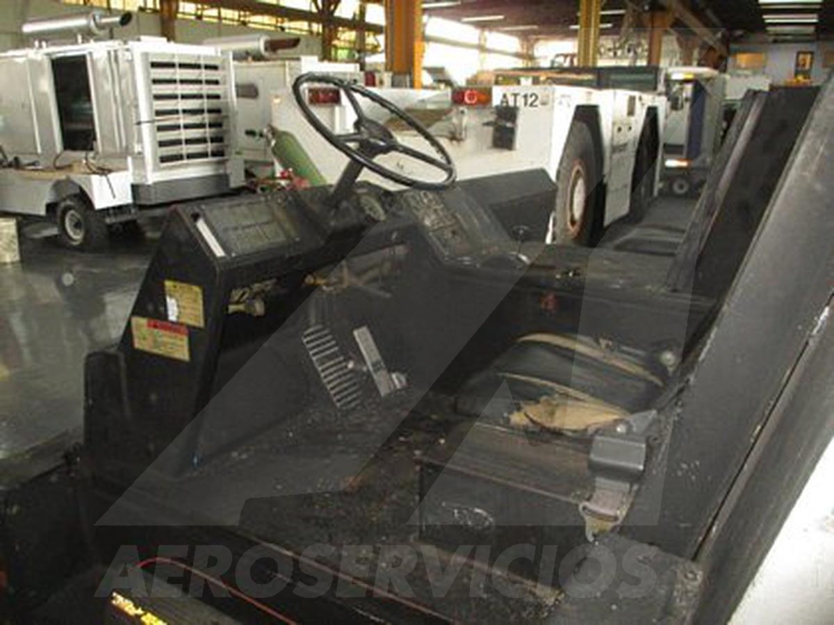 Push Back Tractor FMC B-1200