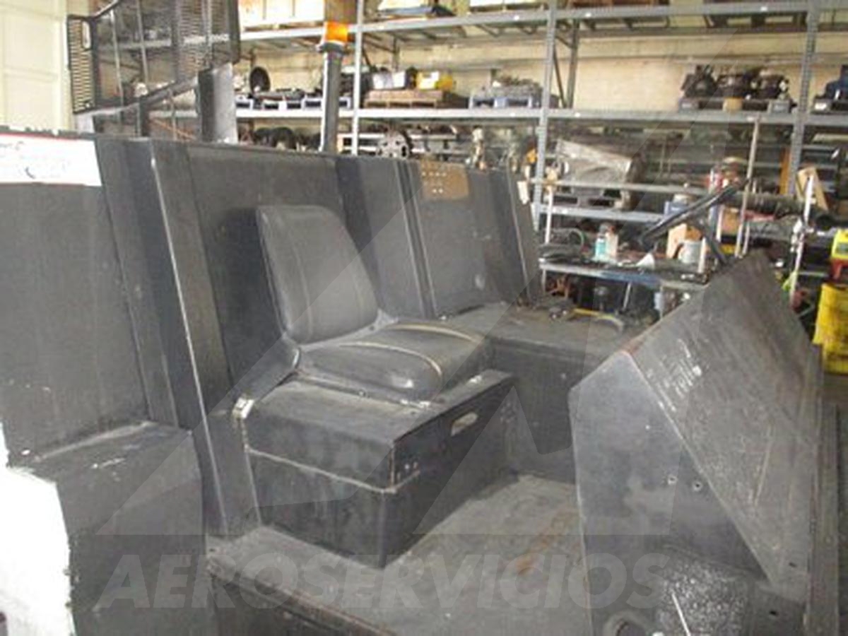 Push Back Tractor FMC B-1200