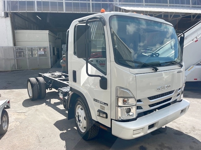Truck Chassis Isuzu NPR- Gasoline