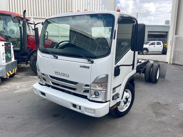 Truck Chassis Isuzu NPR- Gasoline