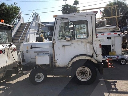 Baggage Tractor Tug MA-50 + Cab