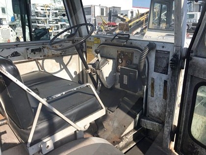 Baggage Tractor Tug MA-50 + Cab