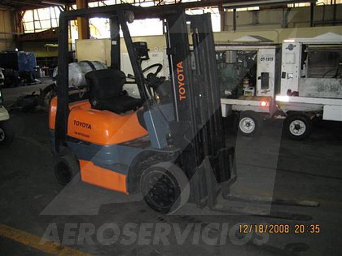 Forklift Toyota 6FGCU20