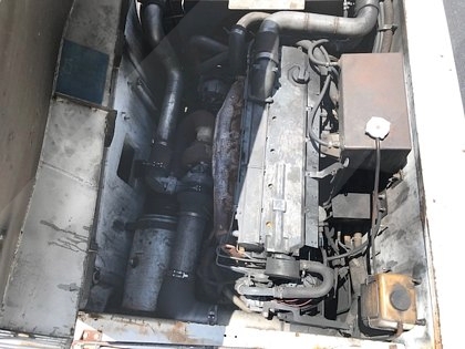 Push Back Tractor FMC B-1200