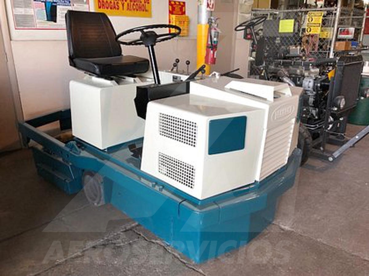 Rider Floor Scrubber Tennant 520