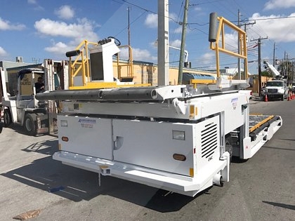 2000 FMC-Commander 15 STD