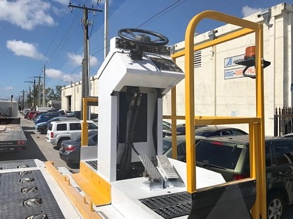 2000 FMC-Commander 15 STD