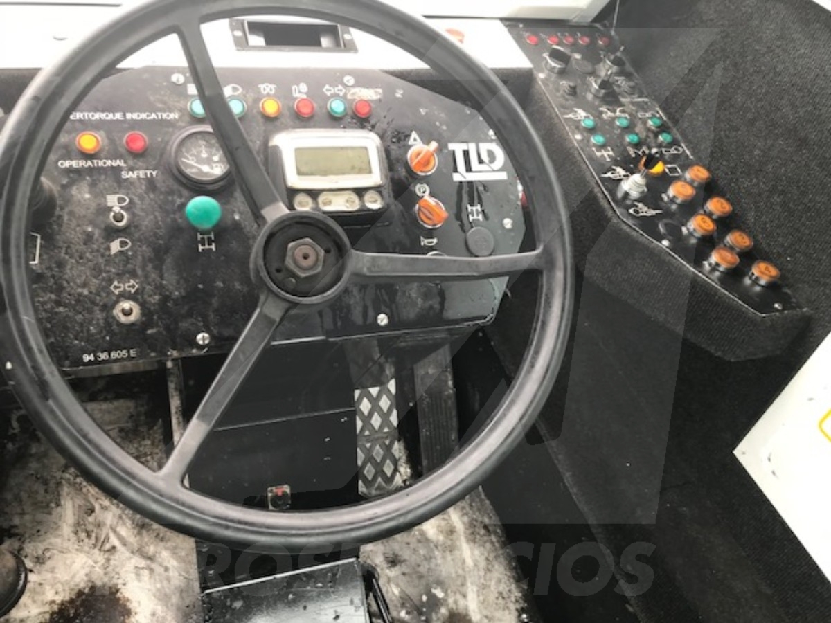 Towbarless Push Back Tractor TLD TPX-200 S