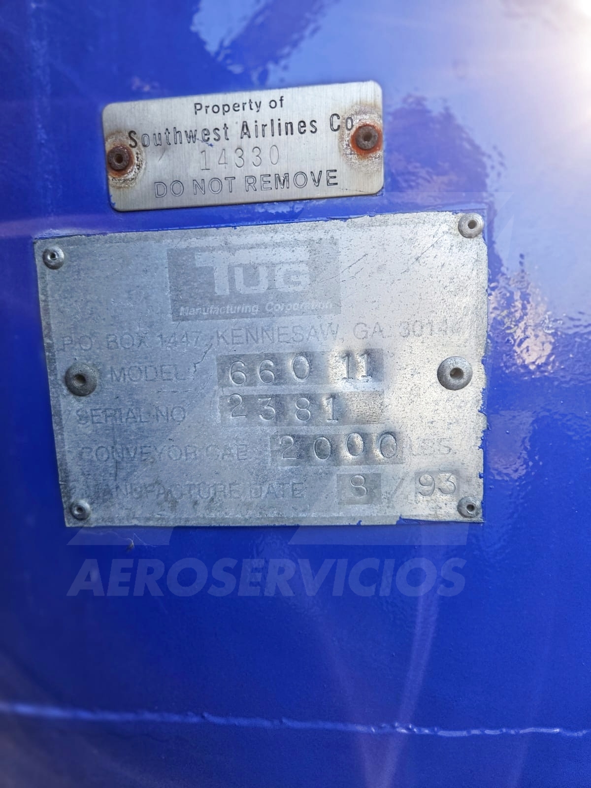 Belt Loader Tug 660E